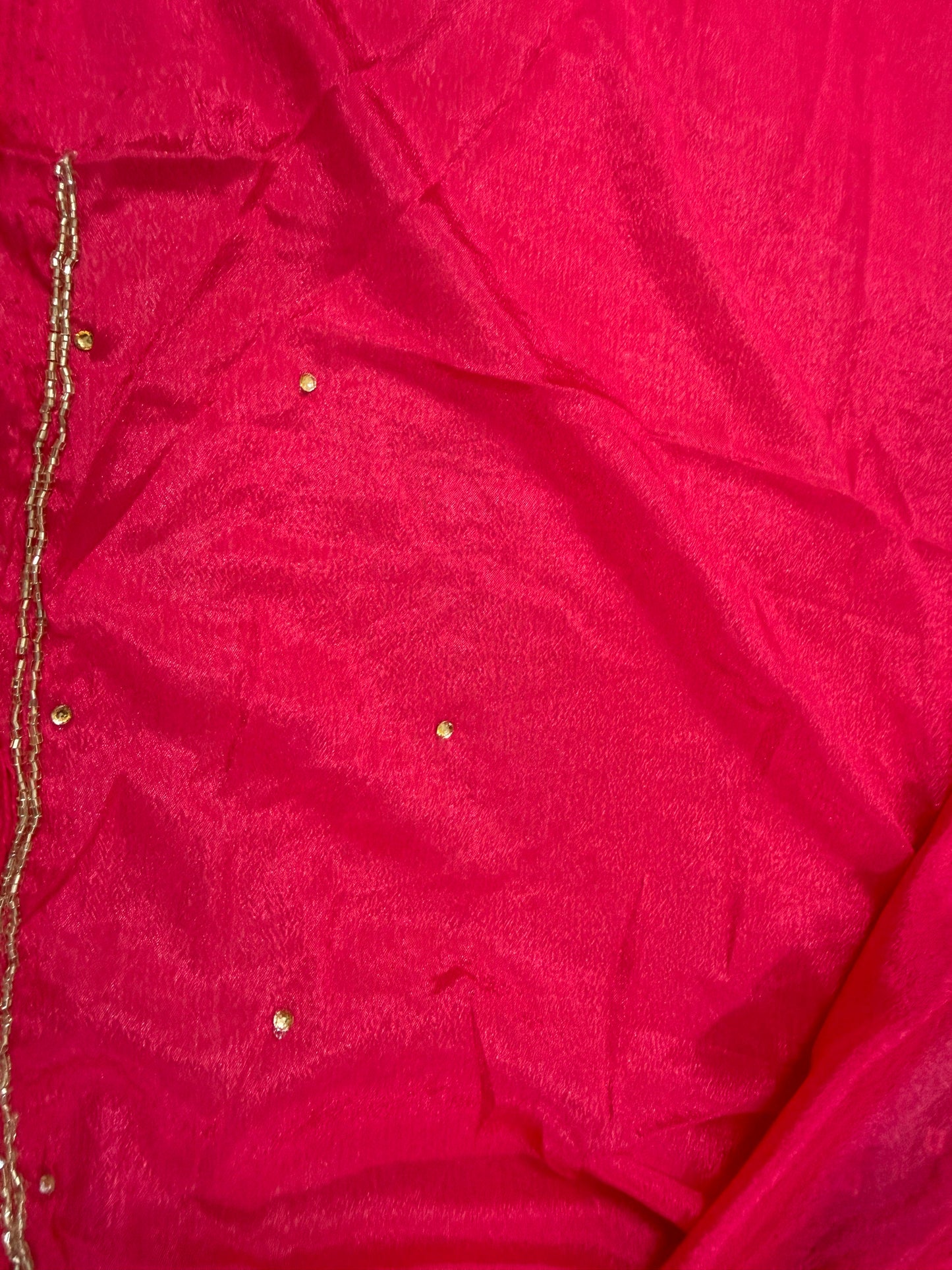 Bandhej Hand Work Saree With Contrast Blouse