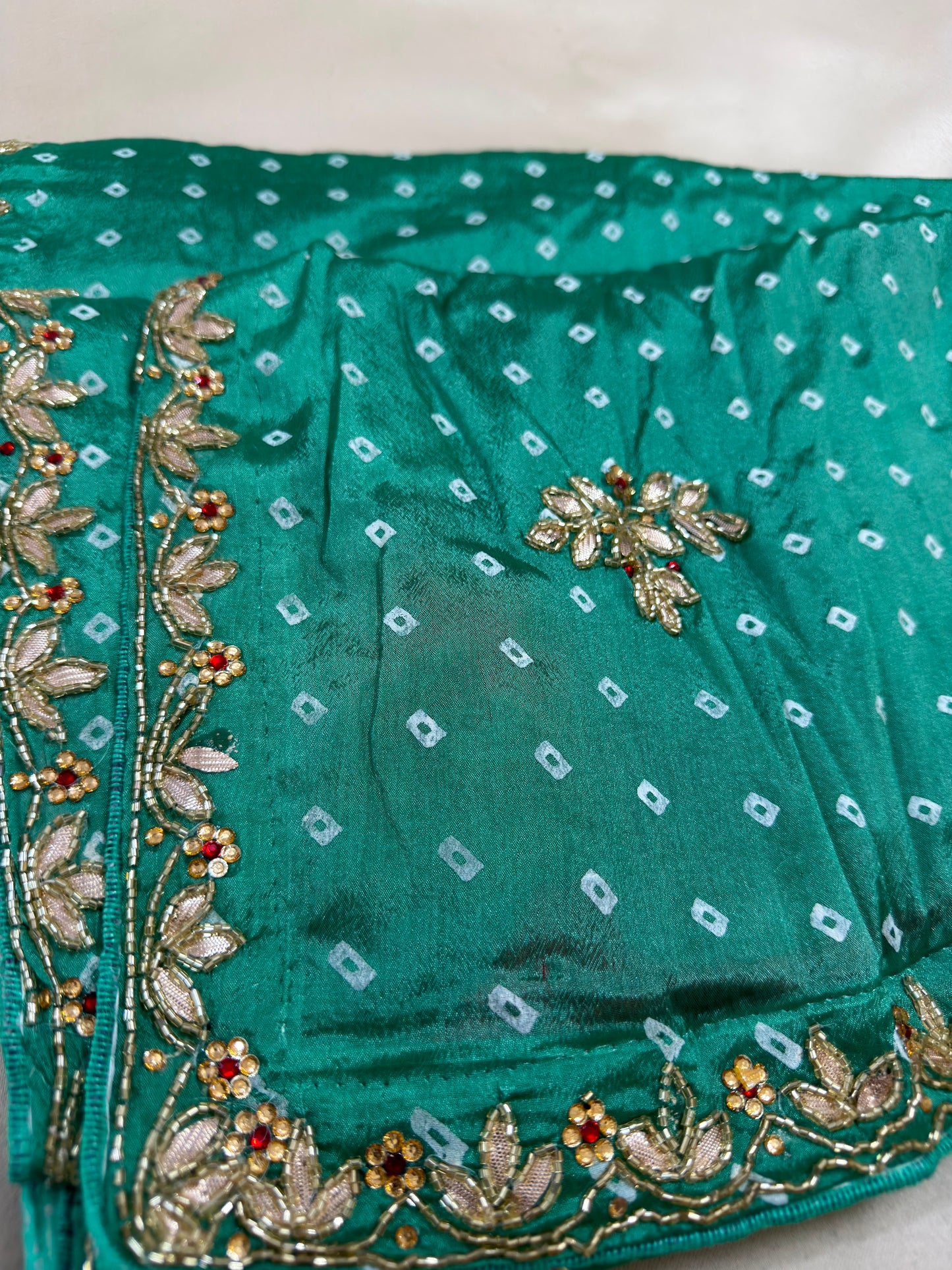 Bandhej Hand Work Saree With Contrast Blouse
