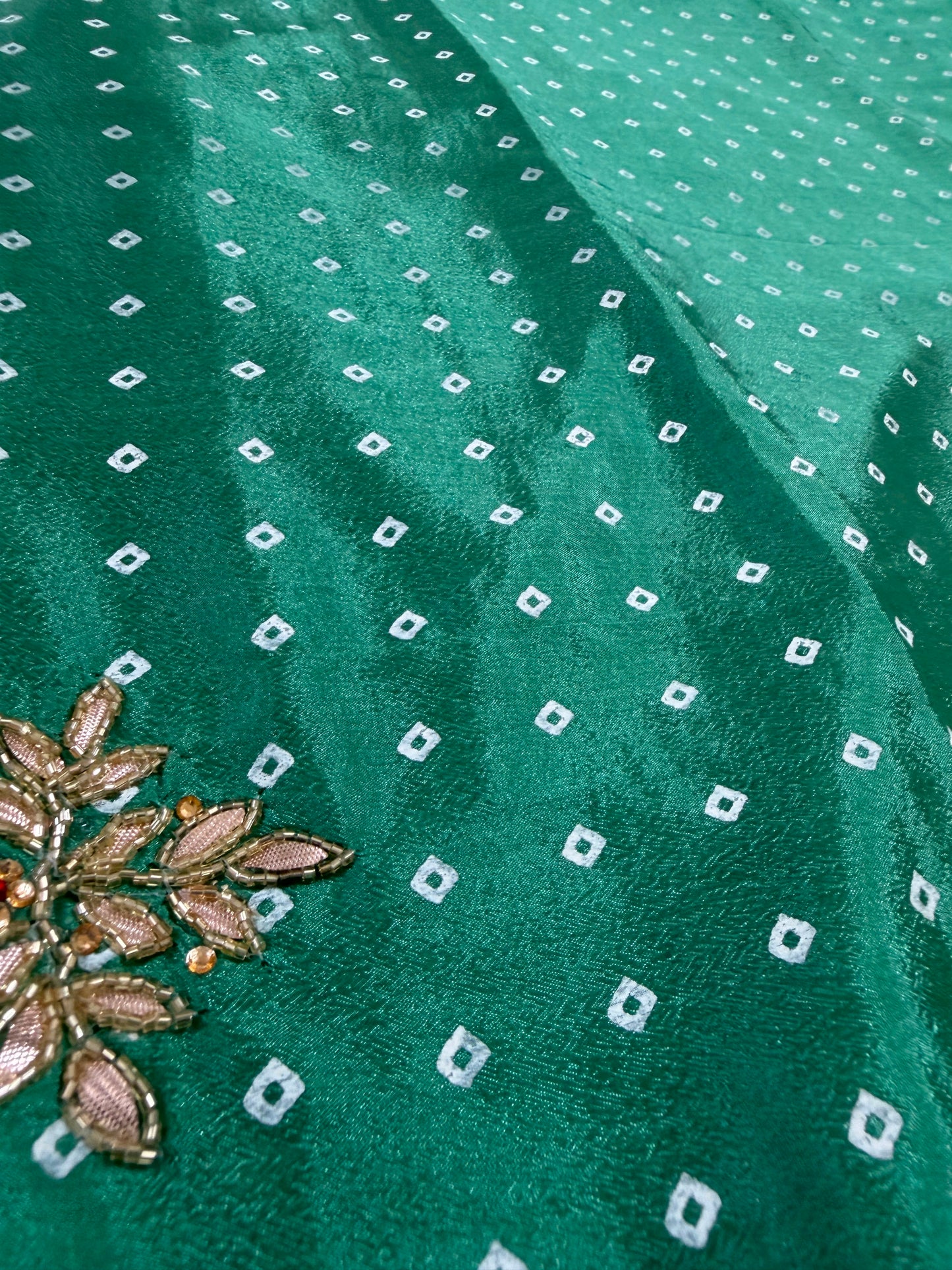 Bandhej Hand Work Saree With Contrast Blouse